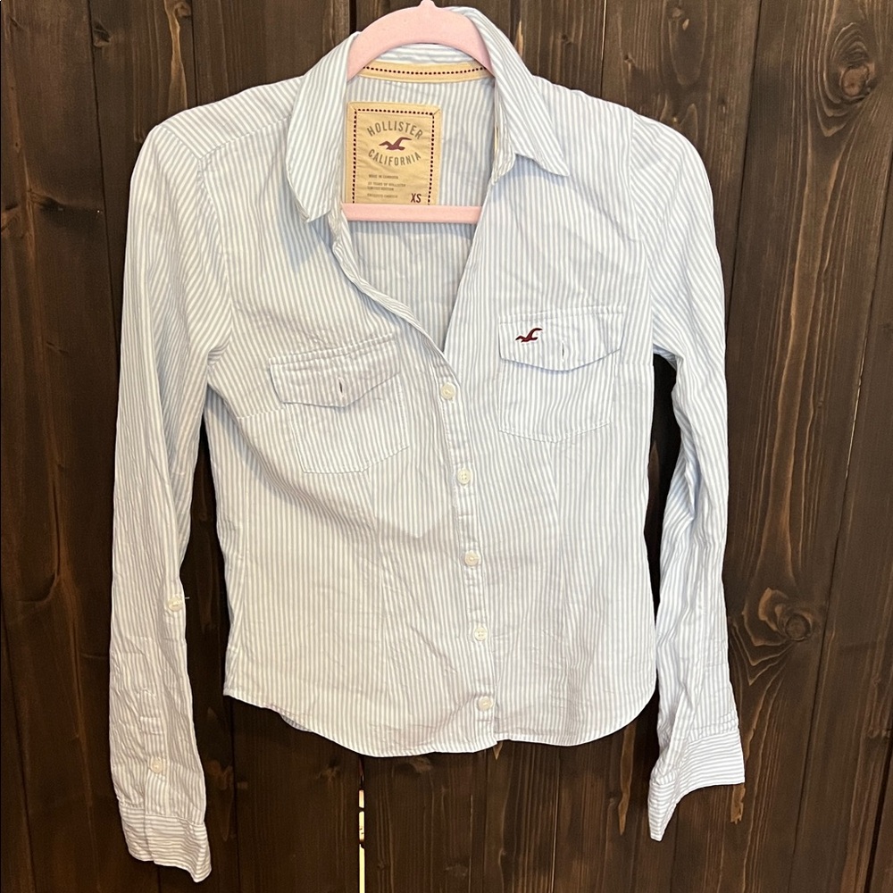 Hollister Light Blue Pinstripe Shirt buttons on sleeves